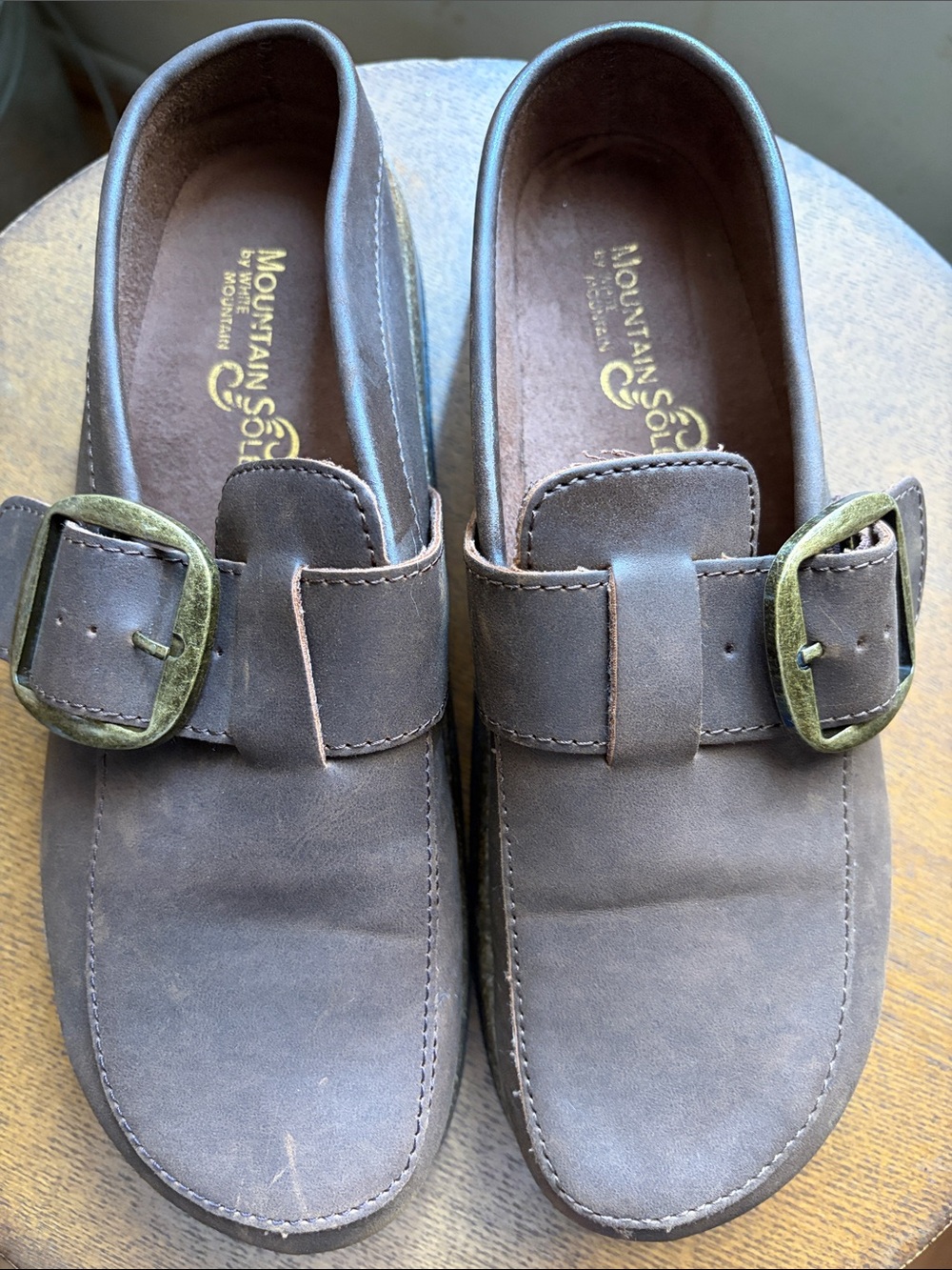Mountain 5C Women’s Brown Buckle Loafers
